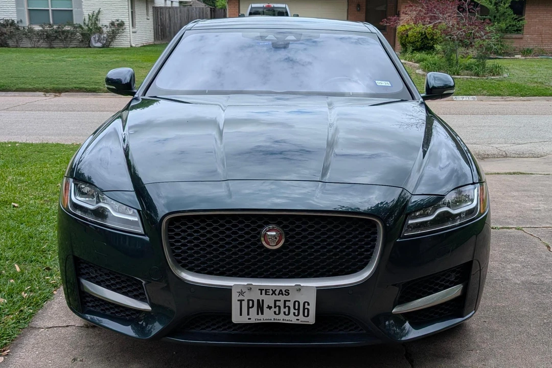 2016 Jaguar X260 XF - Image 2 of 31