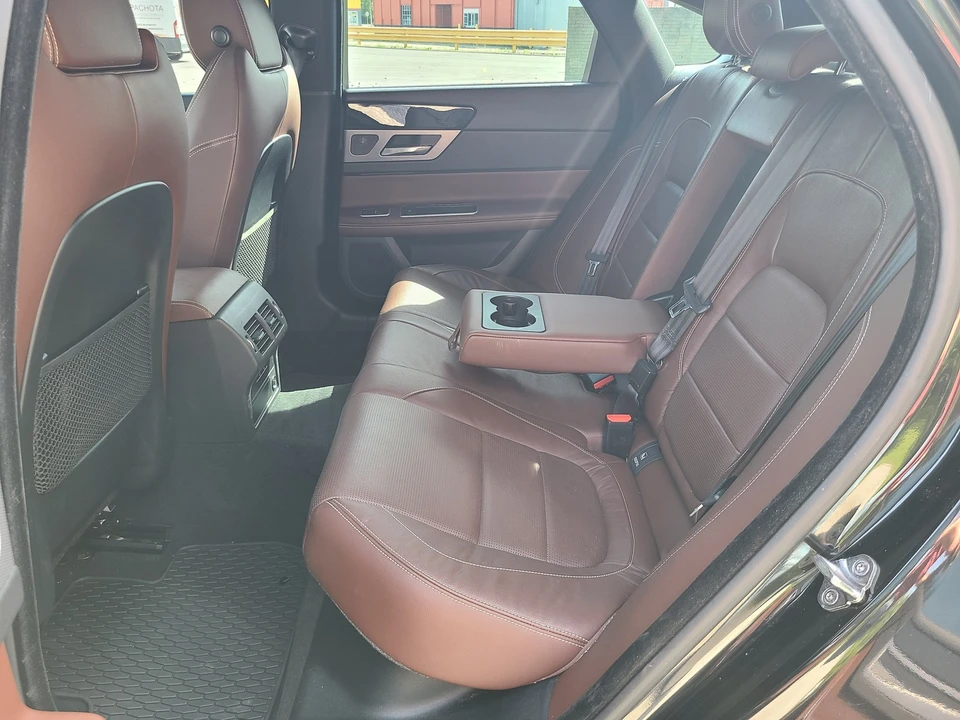 2016 Jaguar X260 XF - Image 11 of 21