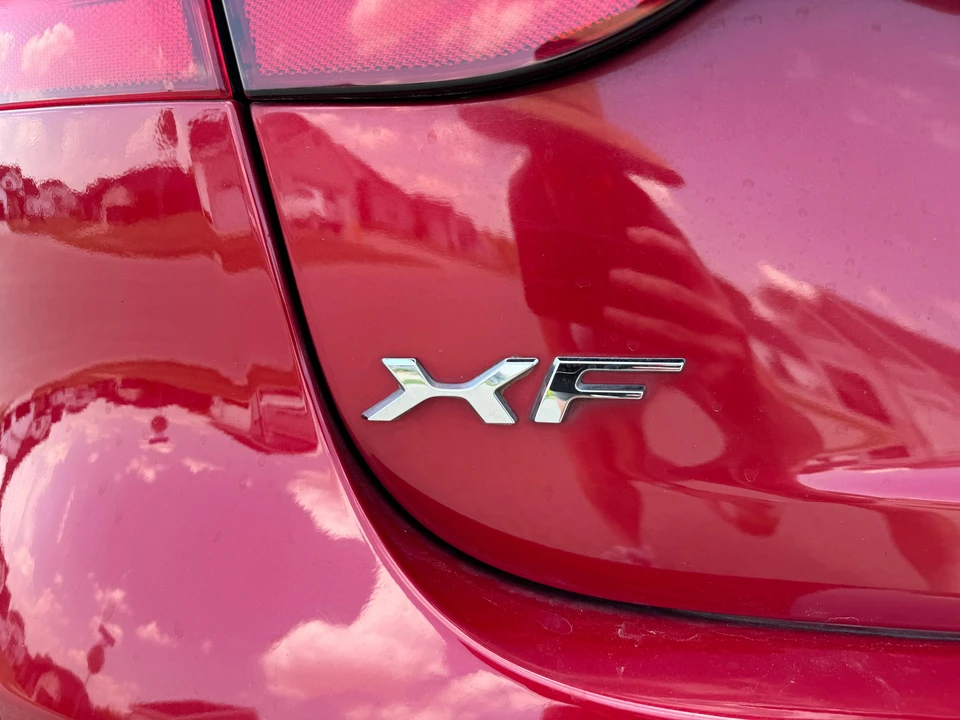 2016 Jaguar X260 XF - Image 24 of 31