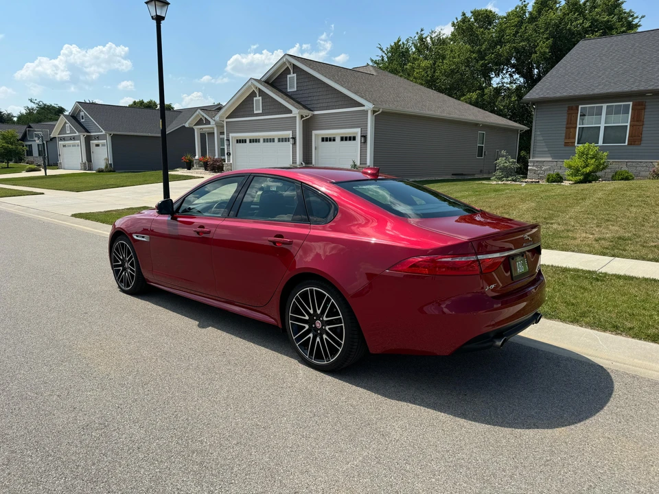 2016 Jaguar X260 XF - Image 10 of 31