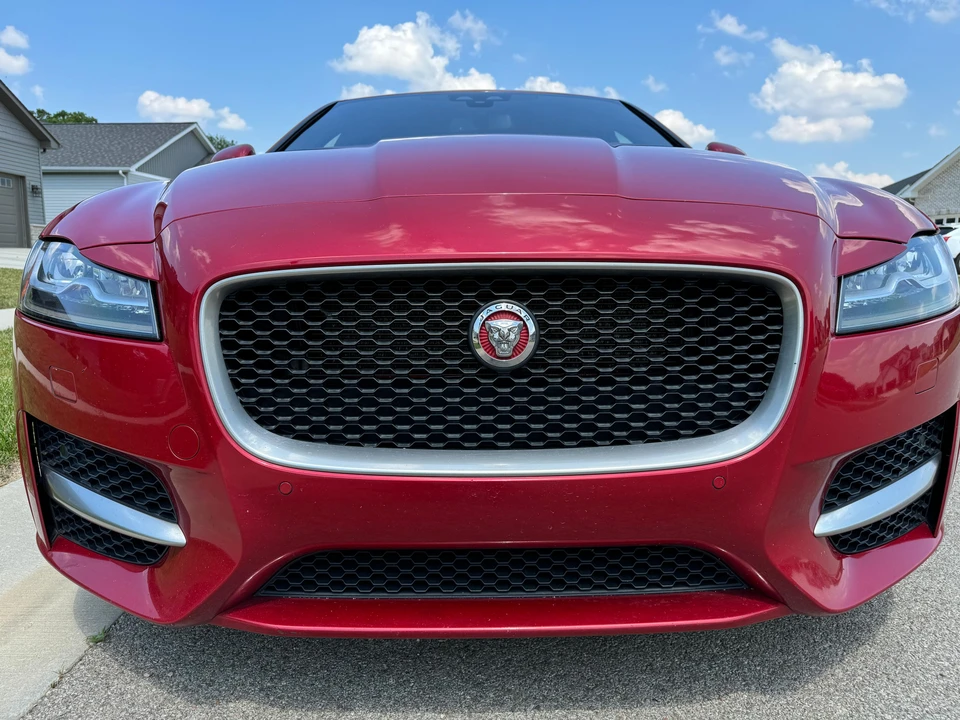 2016 Jaguar X260 XF - Image 16 of 31