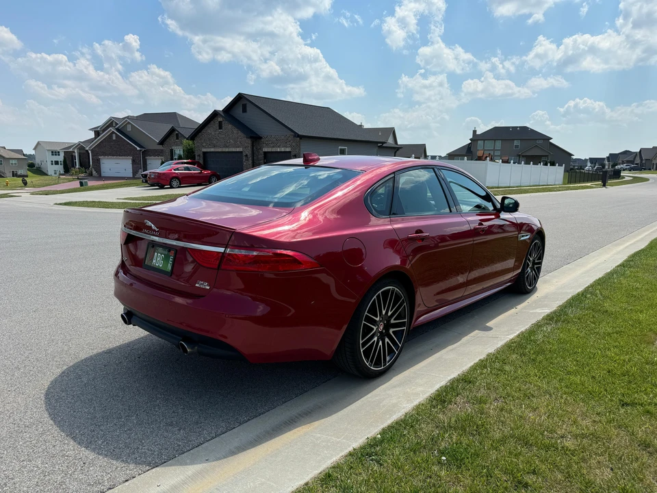 2016 Jaguar X260 XF - Image 12 of 31