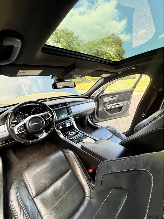 2016 Jaguar X260 XF - Image 16 of 18