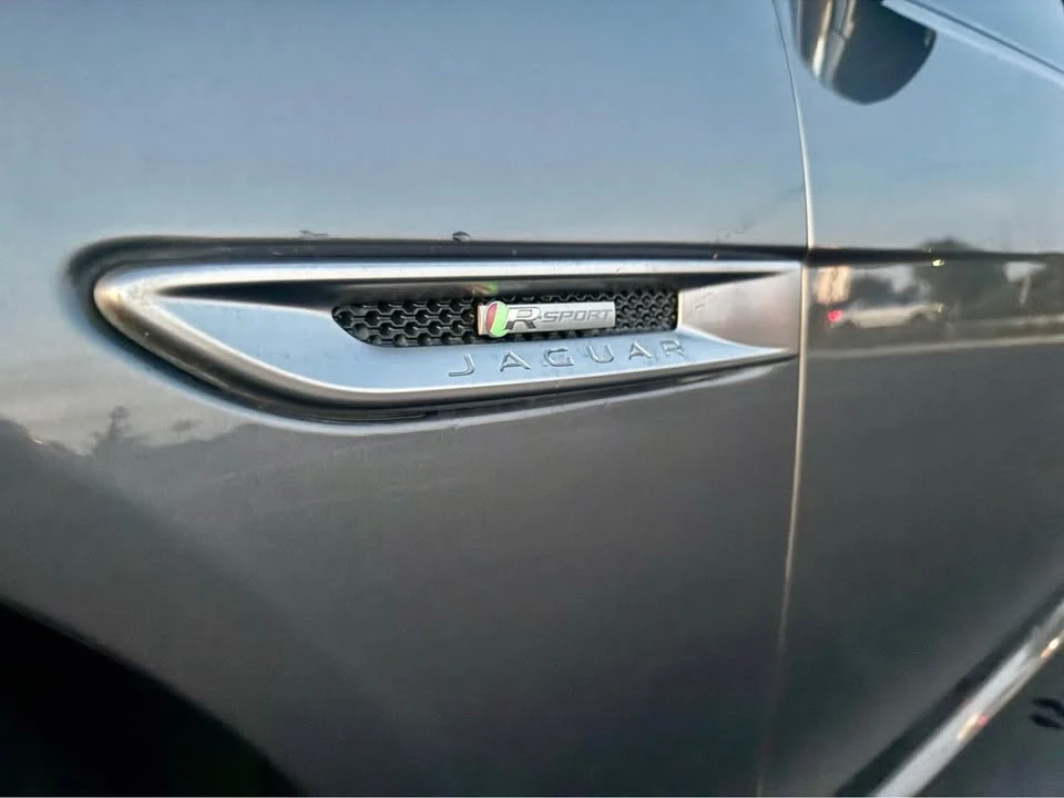 2016 Jaguar X260 XF - Image 9 of 20