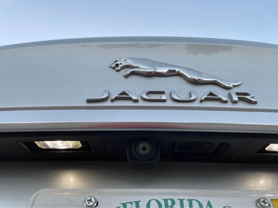 2016 Jaguar X260 XF - Image 9 of 17