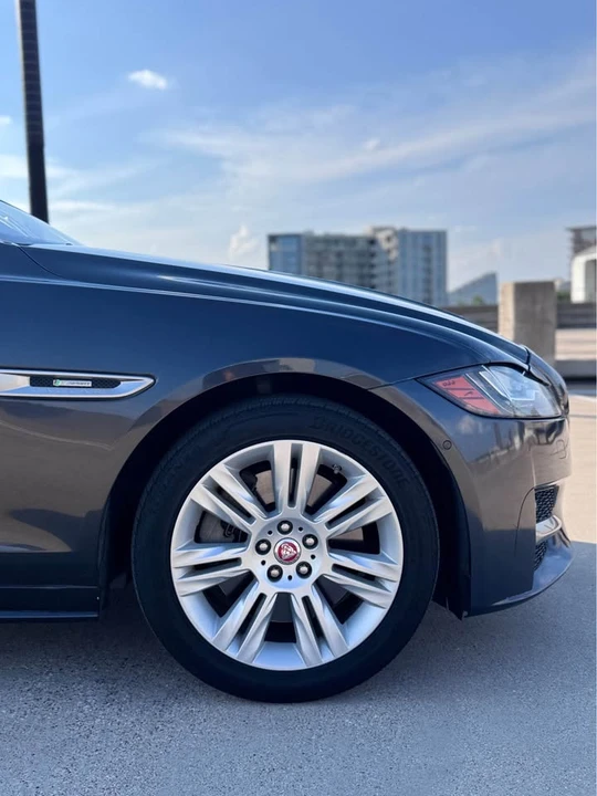 2016 Jaguar X260 XF - Image 12 of 19