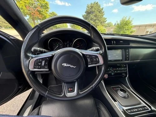 2016 Jaguar X260 XF - Image 11 of 20