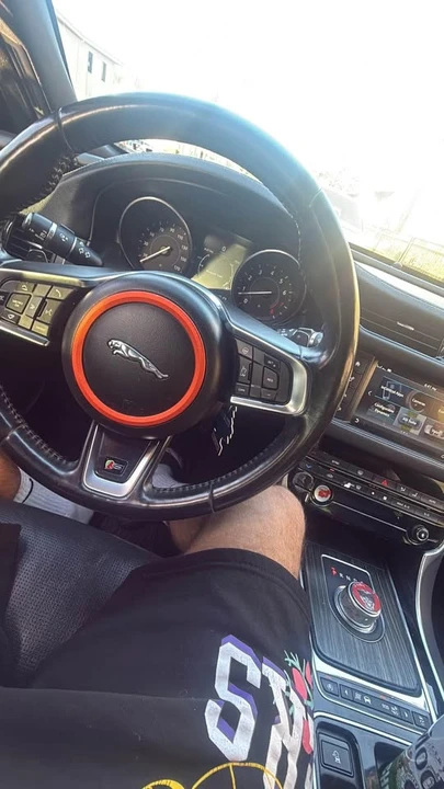 2016 Jaguar X260 XF - Image 4 of 4