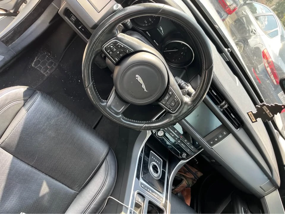 2016 Jaguar X260 XF - Image 4 of 6