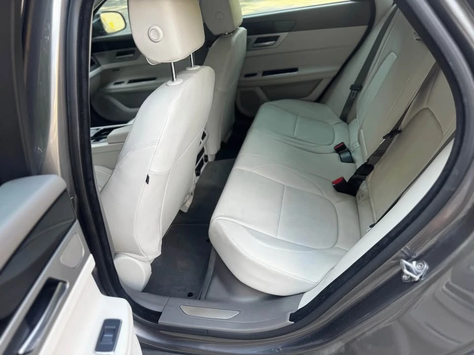 2016 Jaguar X260 XF - Image 5 of 17