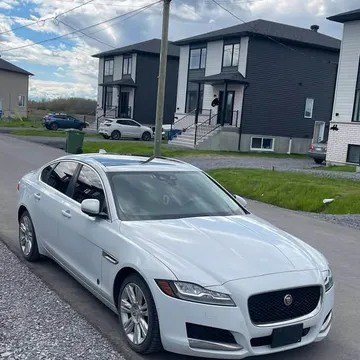 2016 Jaguar XF Premium