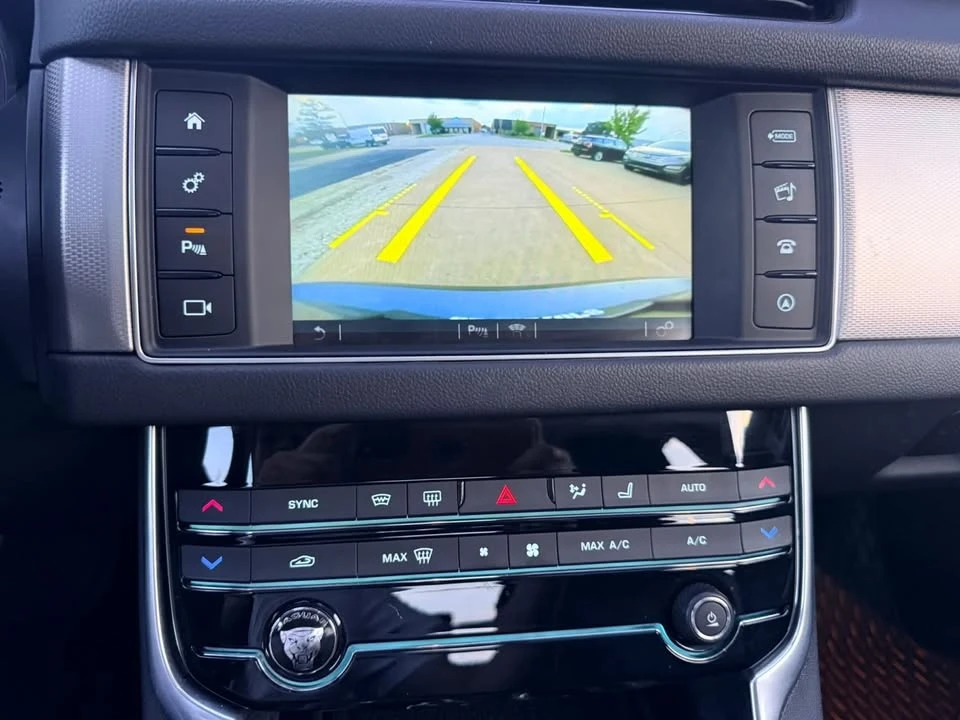 2016 Jaguar X260 XF - Image 10 of 20
