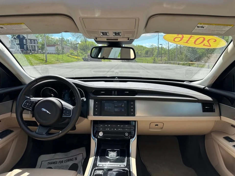 2016 Jaguar X260 XF - Image 16 of 20