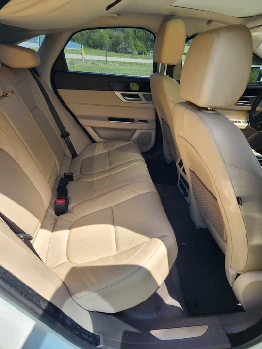 2016 Jaguar X260 XF - Image 8 of 12