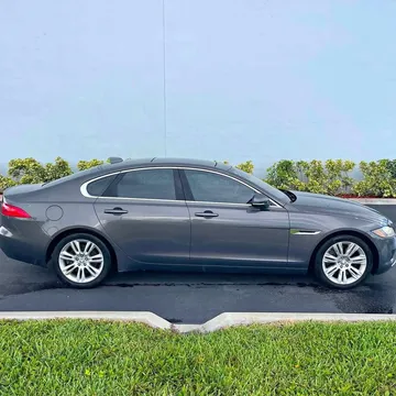 2016 Jaguar XF 35t Premium