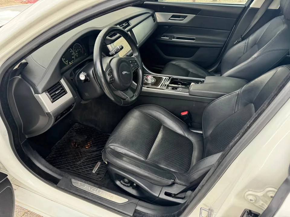 2016 Jaguar X260 XF - Image 8 of 13
