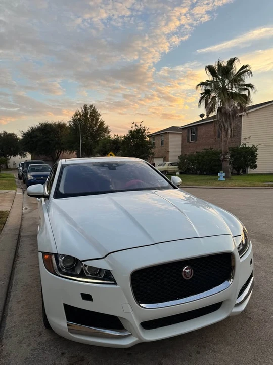 2016 Jaguar X260 XF - Image 5 of 14