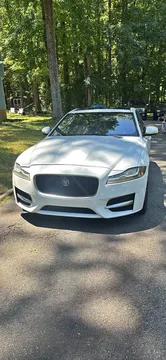 2016 Jaguar XF Premium Luxury Sedan 4D