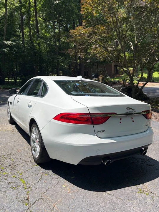 2027 Jaguar X260 XF - Image 6 of 18