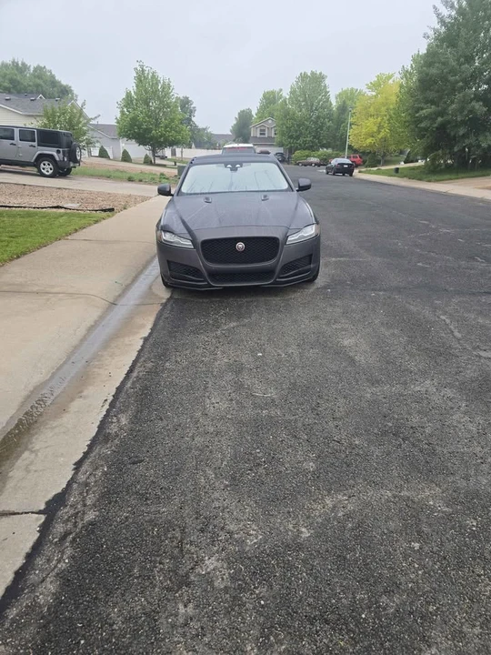 2016 Jaguar X260 XF - Image 8 of 15