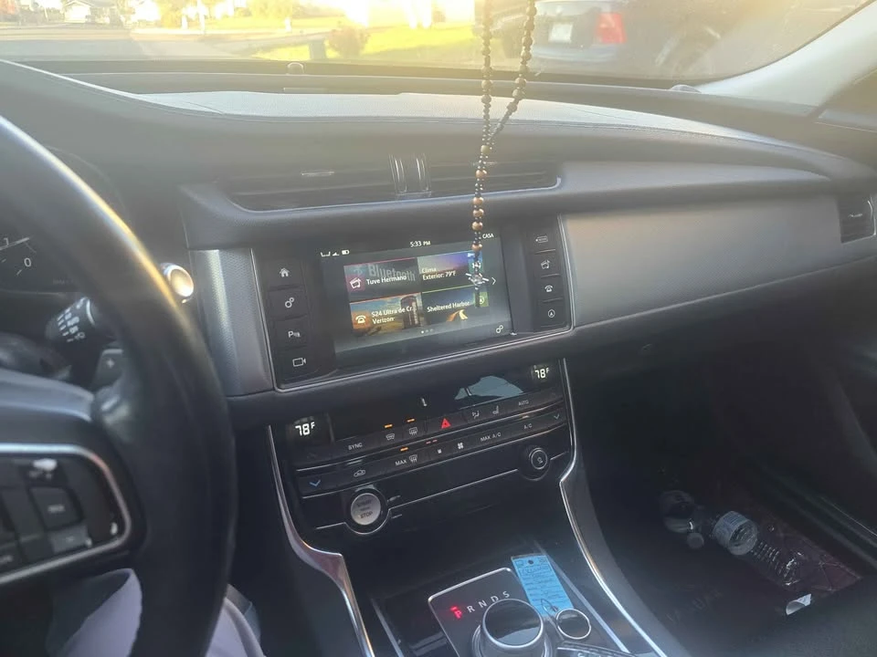 2016 Jaguar X260 XF - Image 13 of 15