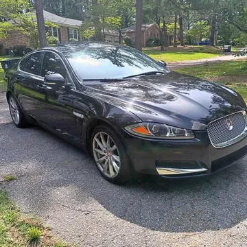 2016 Jaguar XF Premium Sedan 4D