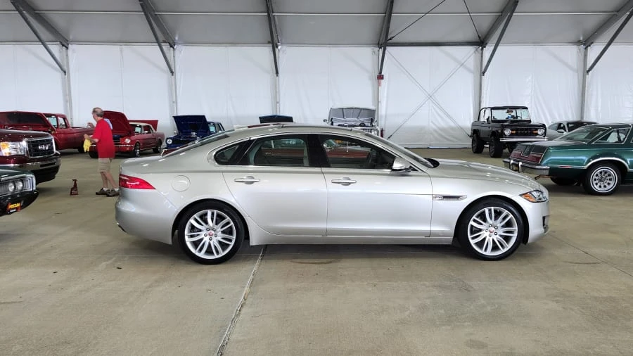 2016 Jaguar X260 XF - Image 2 of 8