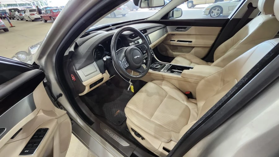 2016 Jaguar X260 XF - Image 6 of 8