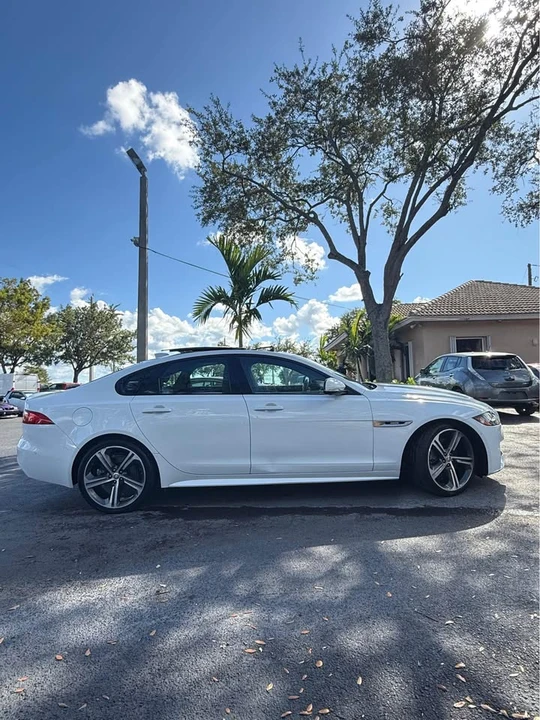 2016 Jaguar X260 XF - Image 2 of 10