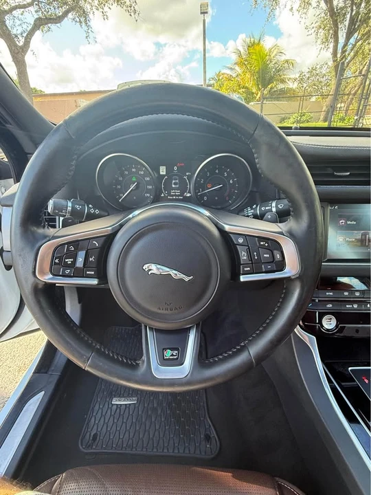 2016 Jaguar X260 XF - Image 10 of 10