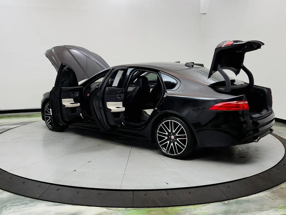 2016 Jaguar X260 XF - Image 12 of 21