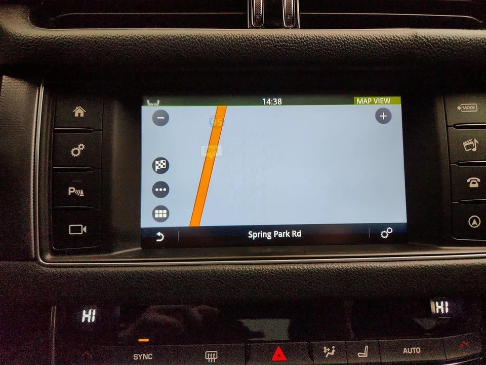 2016 Jaguar X260 XF - Image 18 of 21