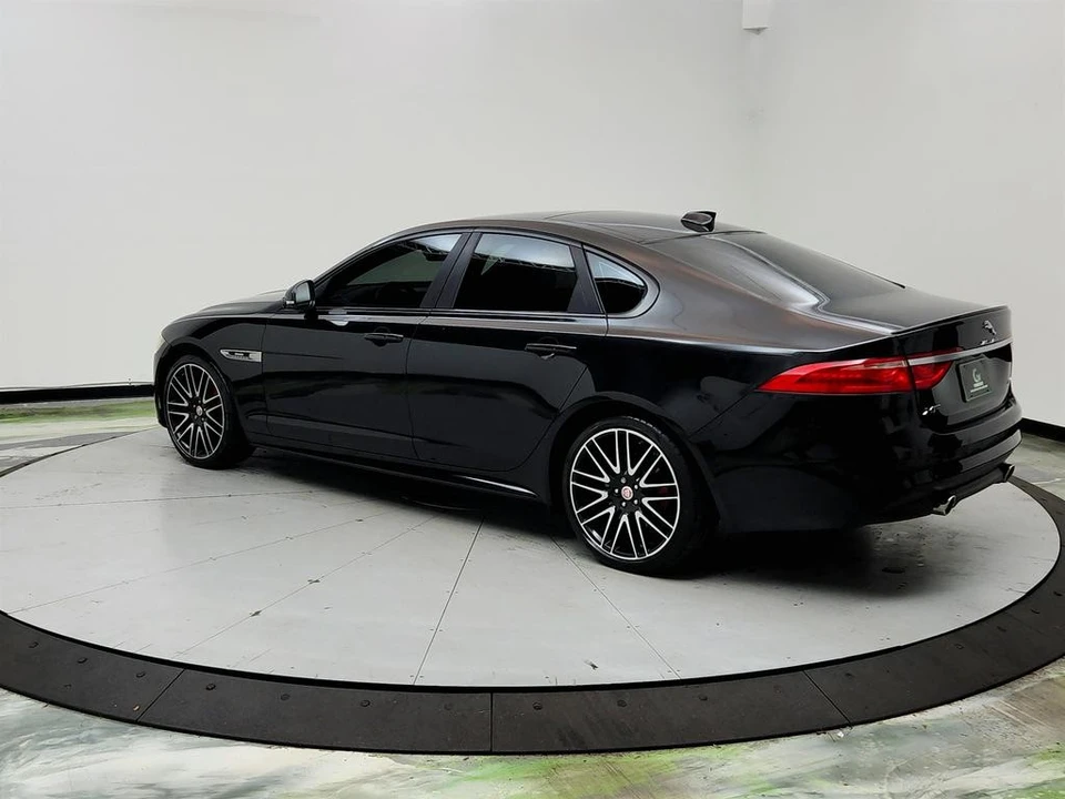 2016 Jaguar X260 XF - Image 7 of 21