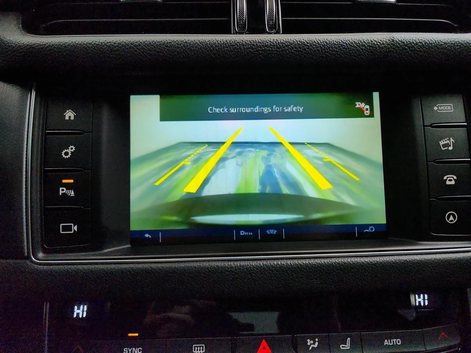 2016 Jaguar X260 XF - Image 21 of 21