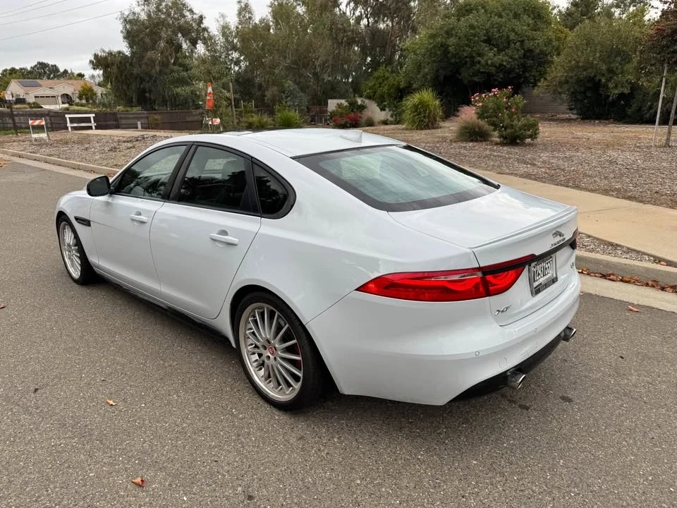 2016 Jaguar X260 XF - Image 5 of 12