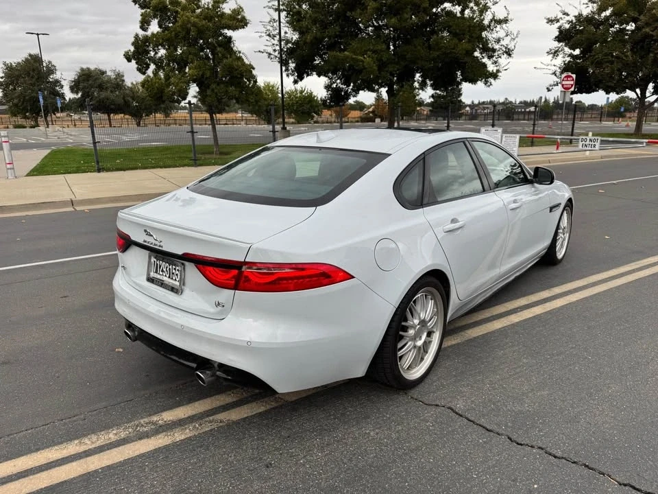 2016 Jaguar X260 XF - Image 6 of 16