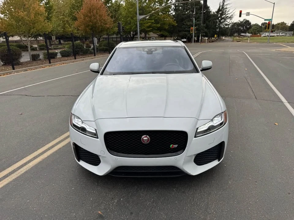 2016 Jaguar X260 XF - Image 11 of 16
