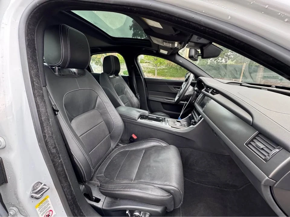 2016 Jaguar X260 XF - Image 11 of 12