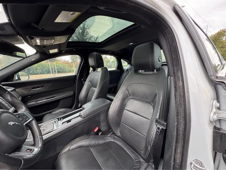 2016 Jaguar X260 XF - Image 8 of 12