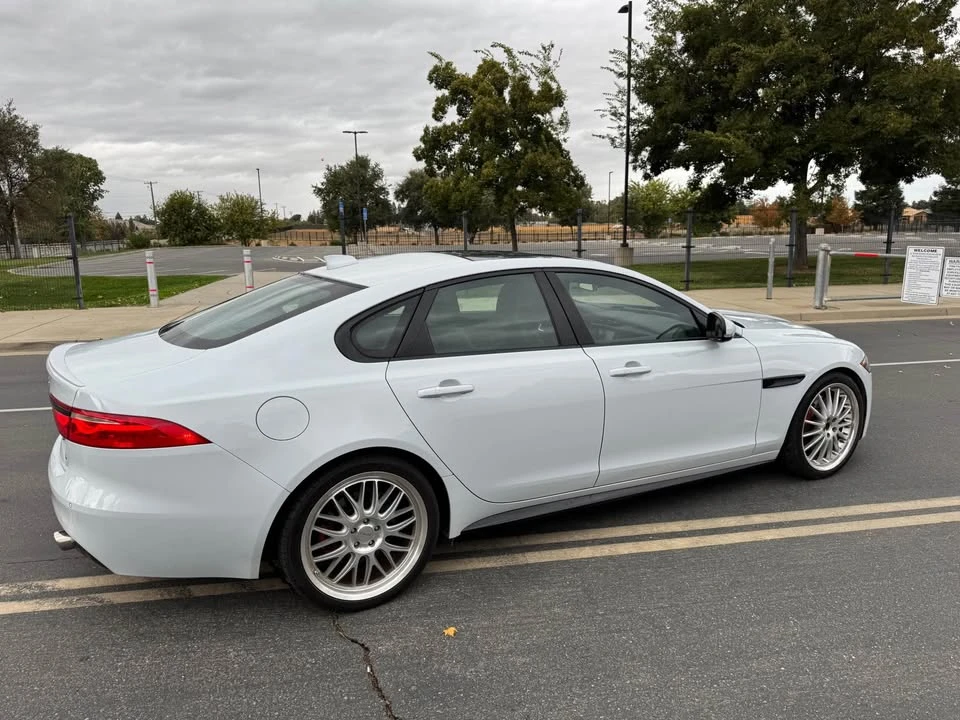 2016 Jaguar X260 XF - Image 9 of 16