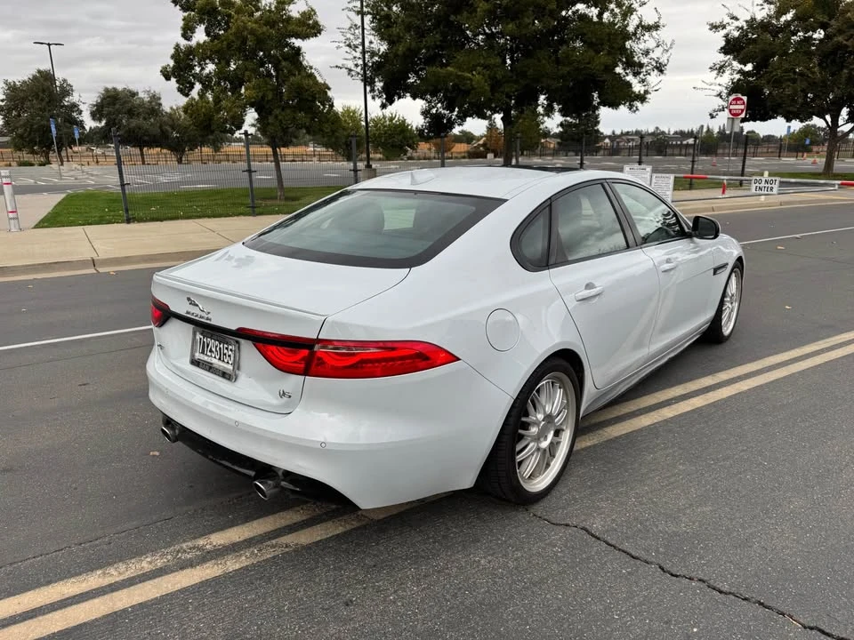 2016 Jaguar X260 XF - Image 8 of 16