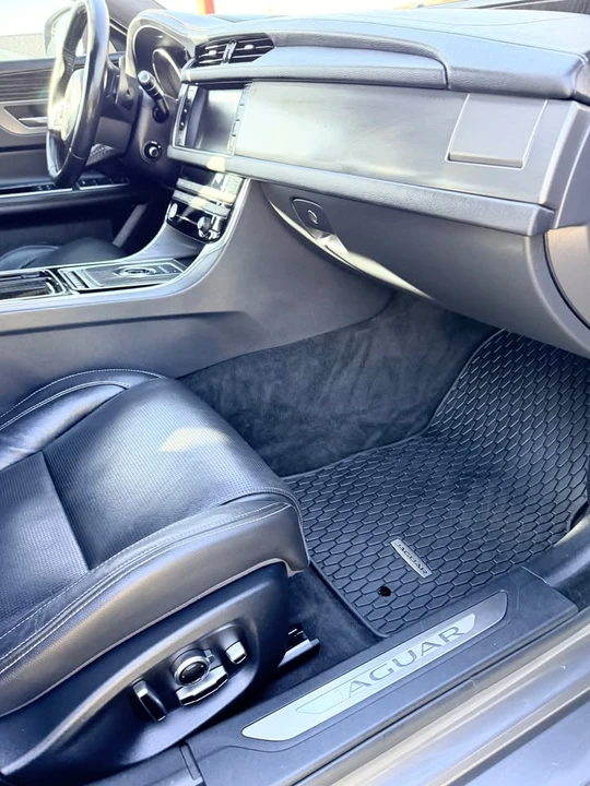 2016 Jaguar X260 XF - Image 9 of 9