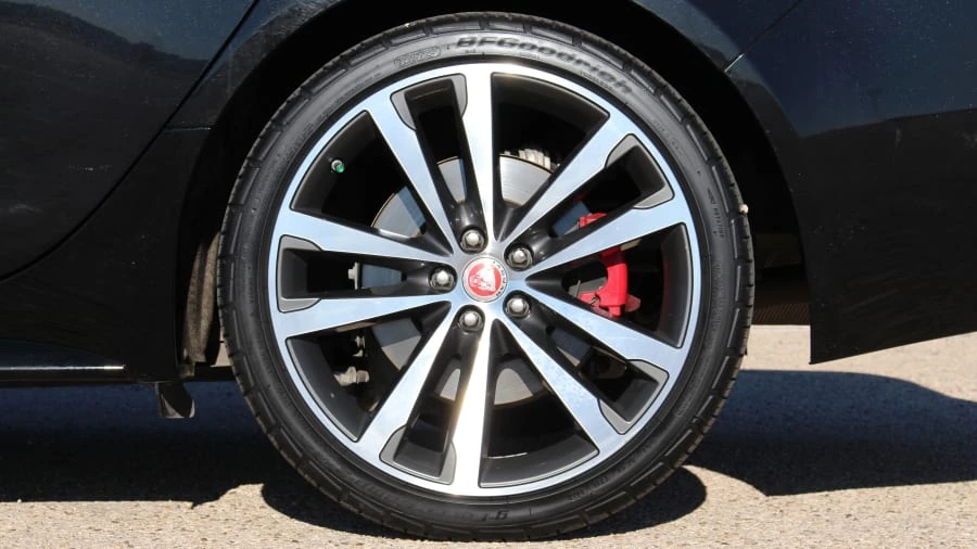 2016 Jaguar X260 XF - Image 17 of 29