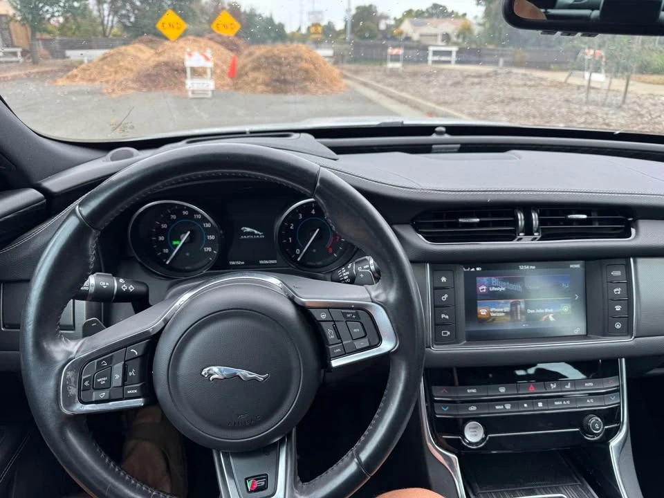 2016 Jaguar X260 XF - Image 18 of 18