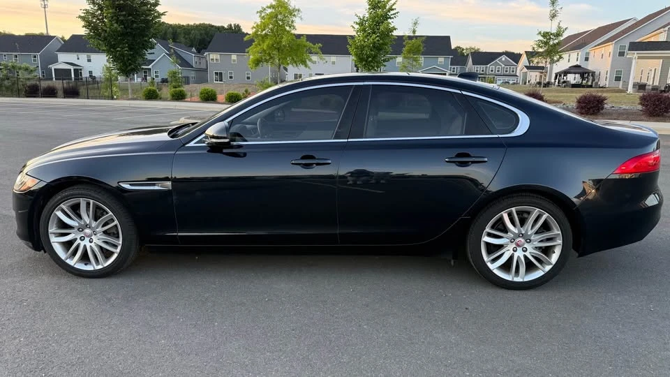 2016 Jaguar X260 XF - Image 4 of 14