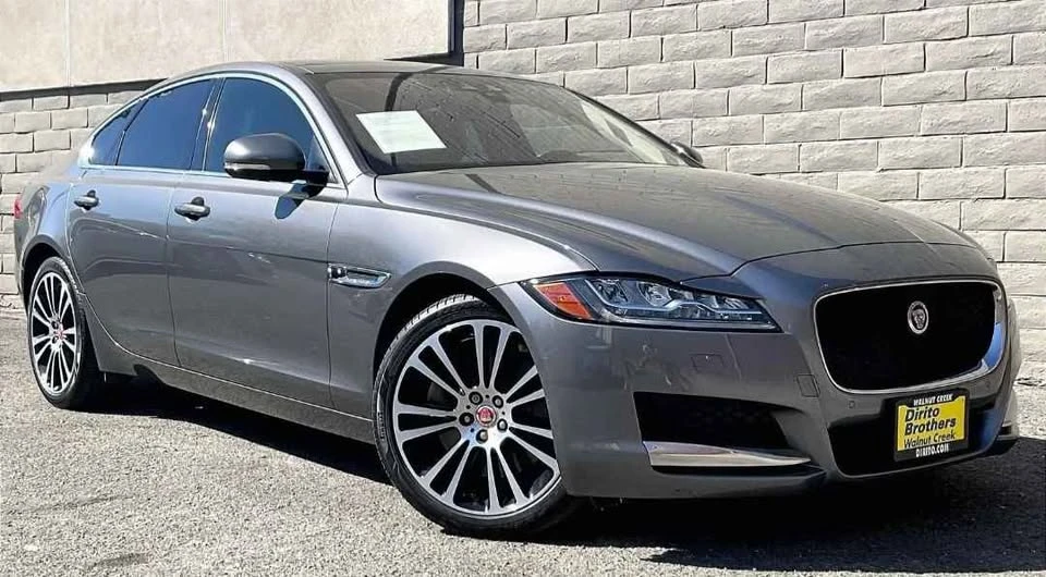 2016 Jaguar X260 XF - Image 2 of 10