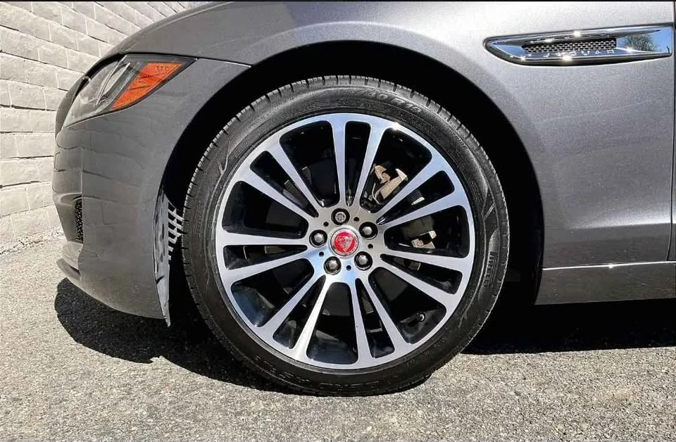 2016 Jaguar X260 XF - Image 7 of 10
