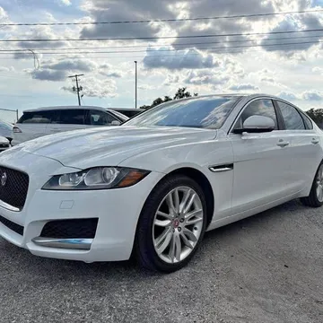 2016 Jaguar XF Prestige