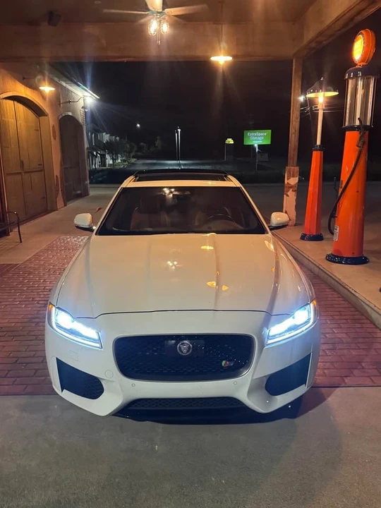 2016 Jaguar X260 XF - Image 7 of 9