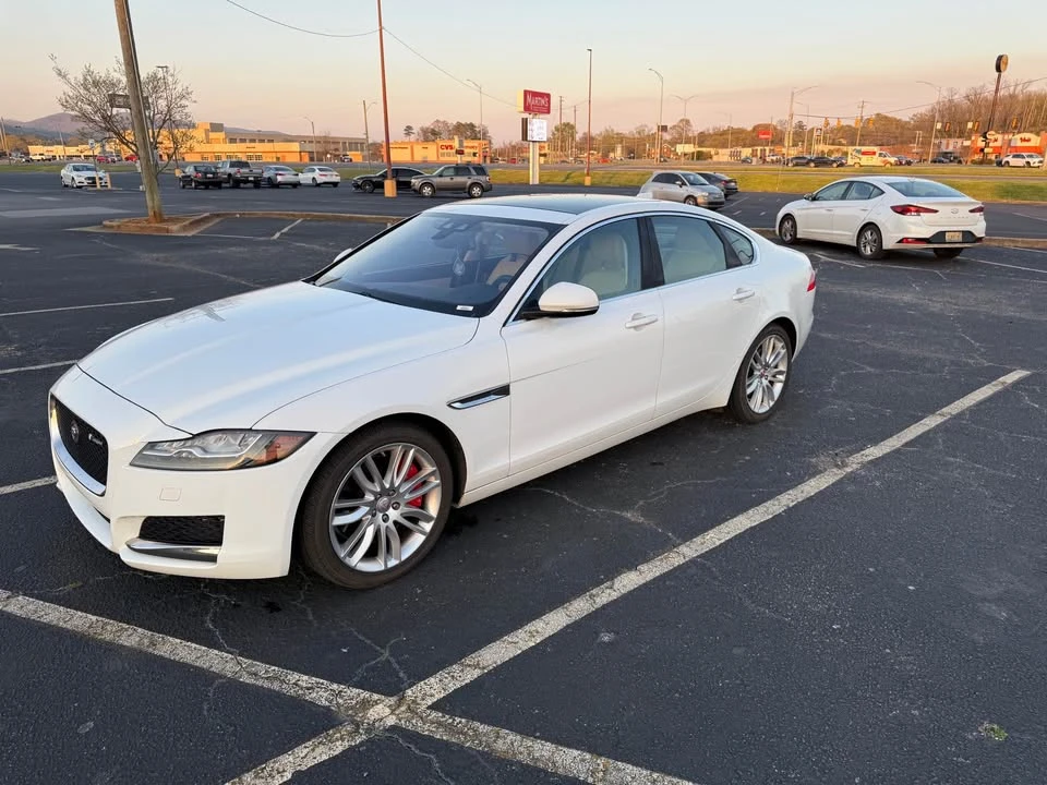 2016 Jaguar X260 XF - Image 2 of 10